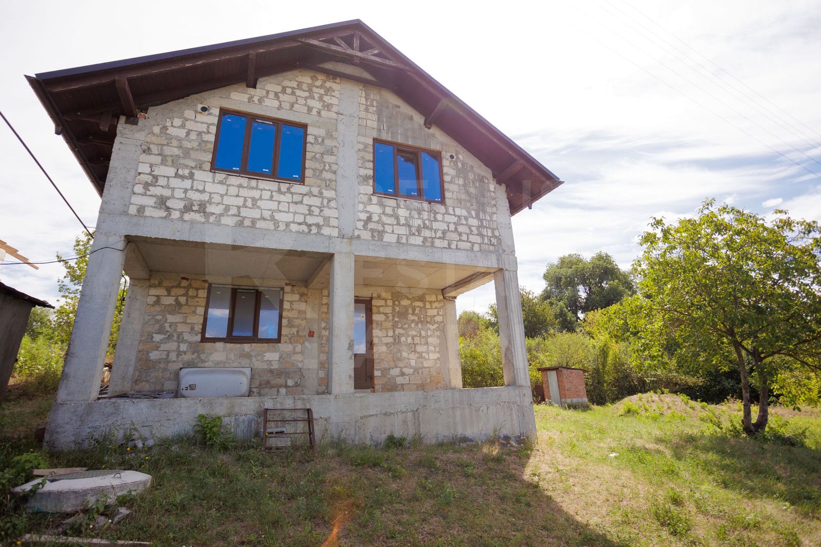 Vânzare, casă 2 nivele , str.  Odihna Satului, Dumbrava - Poză 1