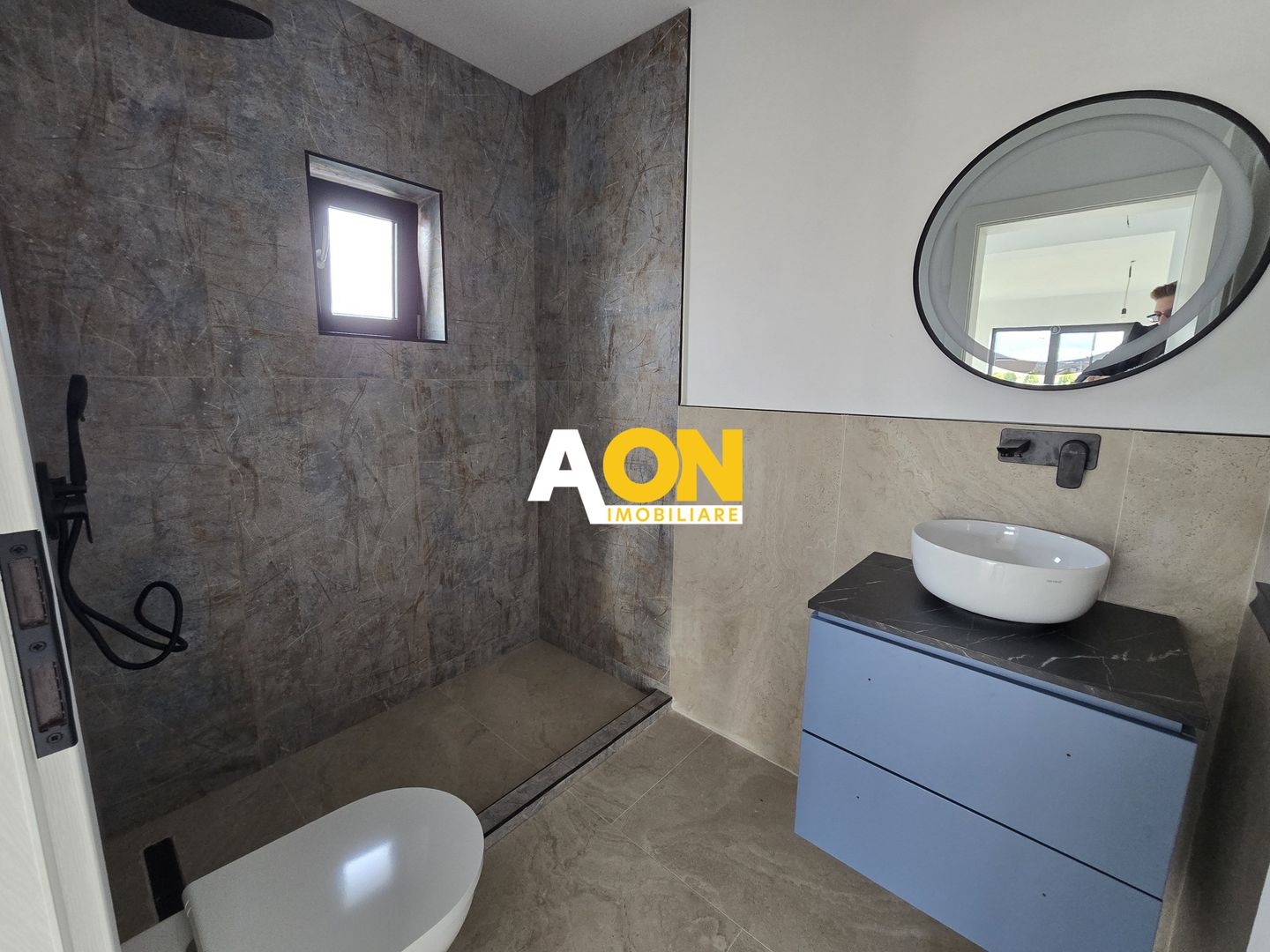 1/2 Duplex de Vânzare, 4 Camere, 350mp Teren, Zona Dealul Furcilor - Poză 4