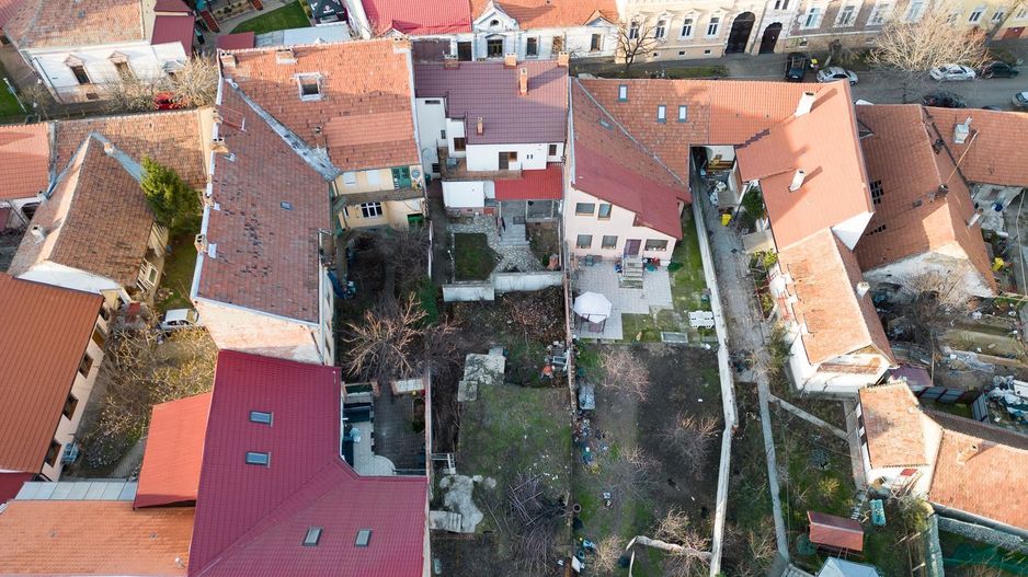 Teren central cu potential  - Arad, str. Desseanu - Poză 1