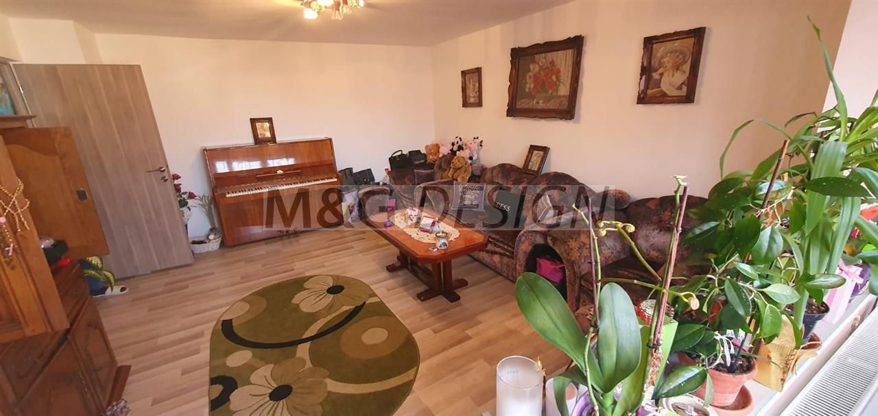 Apartament 3 camere2 bai 2 balcoane Centrala proprie. - Poză 1
