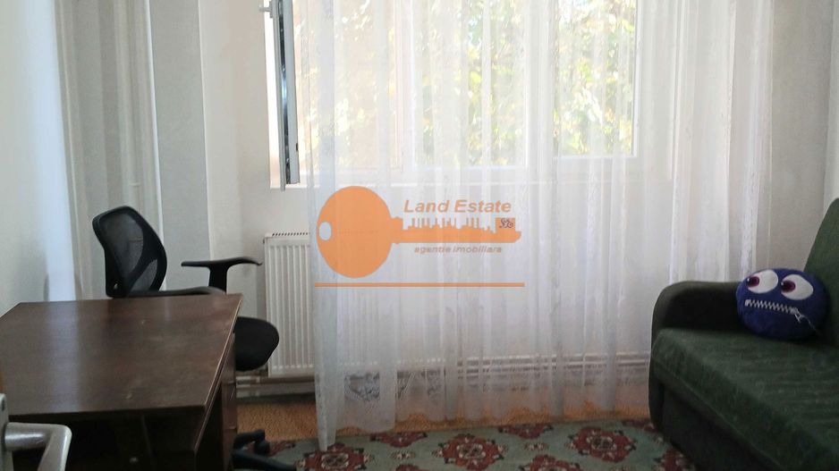 Apartament 3 camere 1 Decembrie 1918 68 mp centrală proprie - Poză 4