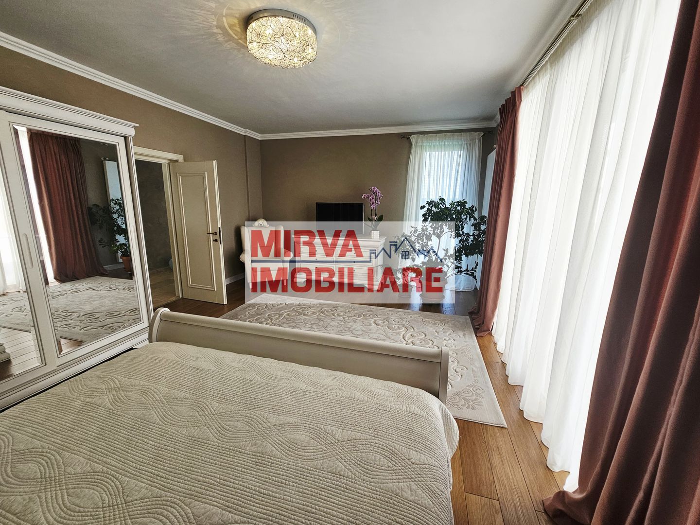 🏡 Casă de Lux cu Design Exclusivist – Eleganță, Rafinament și Confort - Poză 44