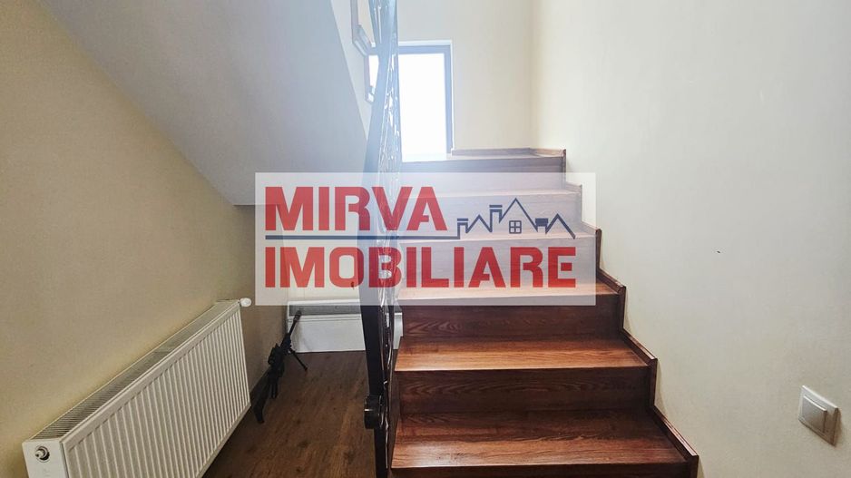 Vilă spațioasă Strejnicu S+P+1E+M, 8 camere, garaj, teren 595 mp - Poză 44