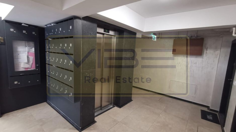 Popas Pacurari- Carrefour Market - O camera + Parcare - Poză 7