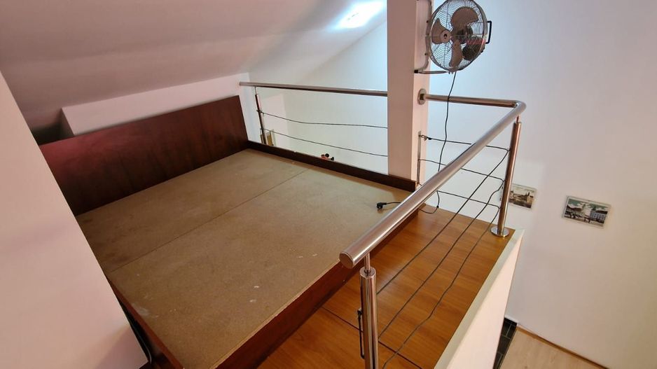 Apartament renovat cu o camera pe 2 nivele | Curte | Parcare | Grigorescu - Poză 8