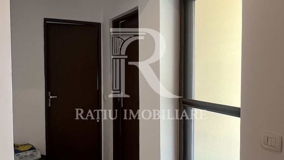 Casa cu 5 camere | P+M | Iosia | Oradea - Poză 27