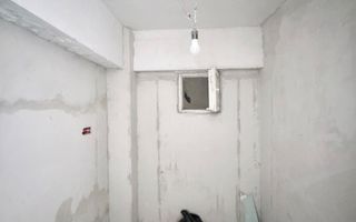 APARTAMENT SPATIOS CU VEDERE PE 2 PARTI - Poză 10