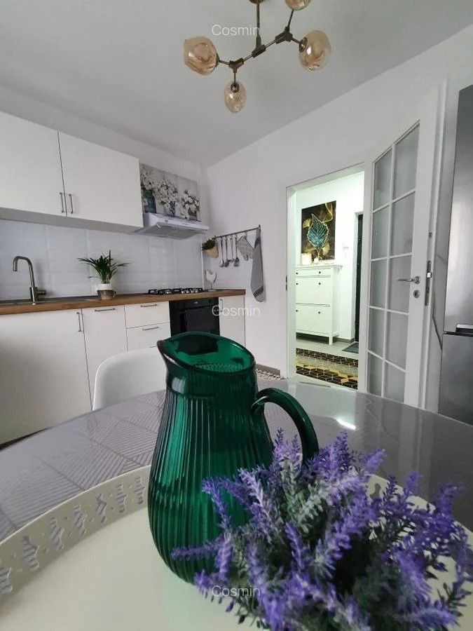 2 camere- cu vedere la Casa Poporului - Poză 14