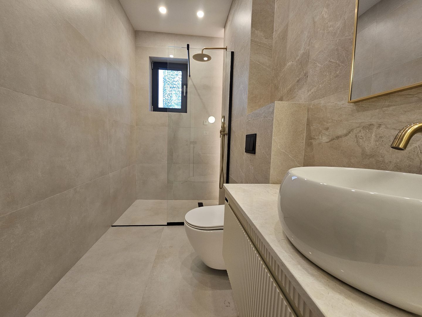 Apartament Nou 3 Camere de Închiriat - Iancu Nicolae, 95 m, NOU LUX - Poză 16