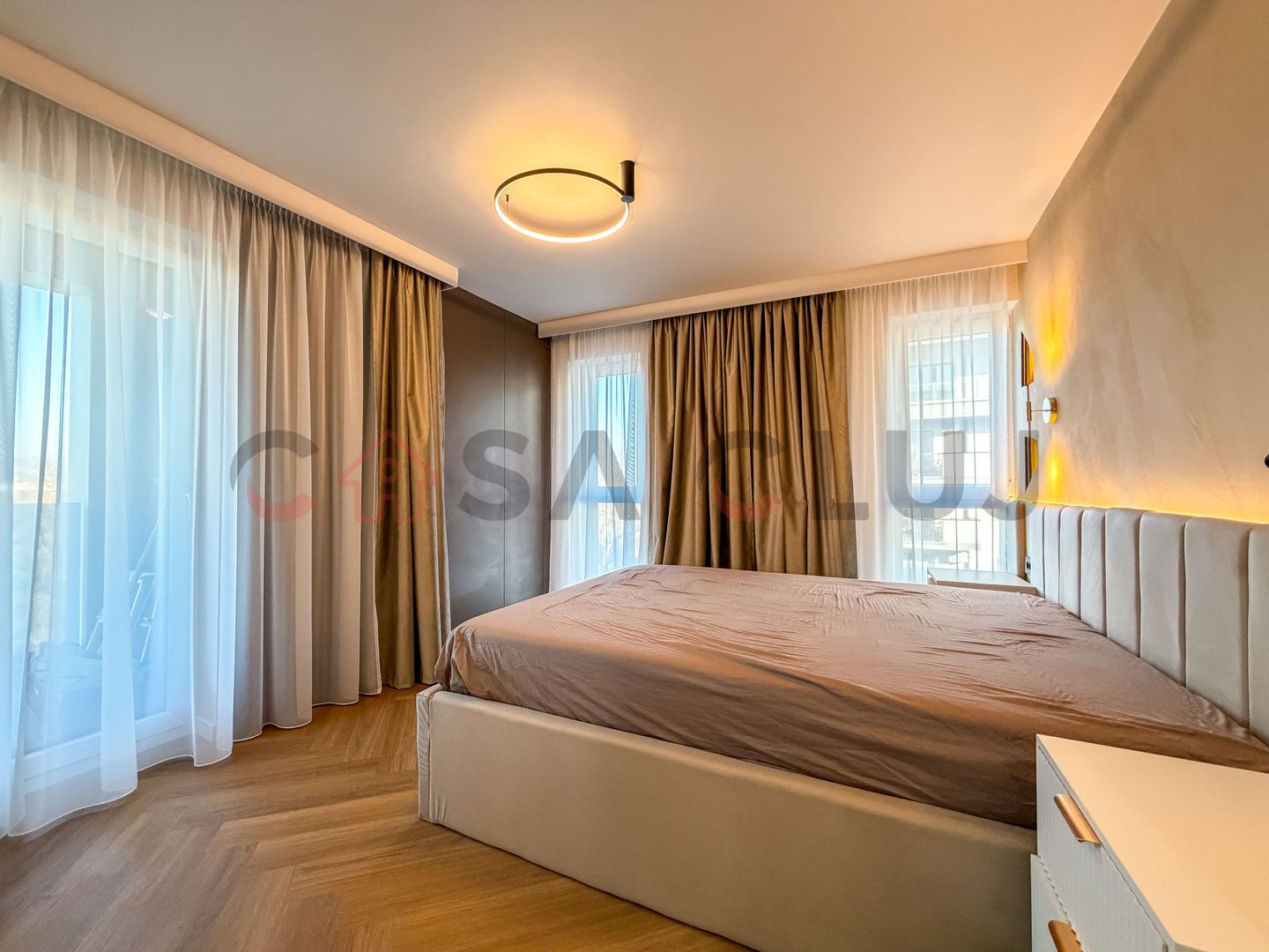 3 camere -cu view spre Baza Sportiva - Poză 9