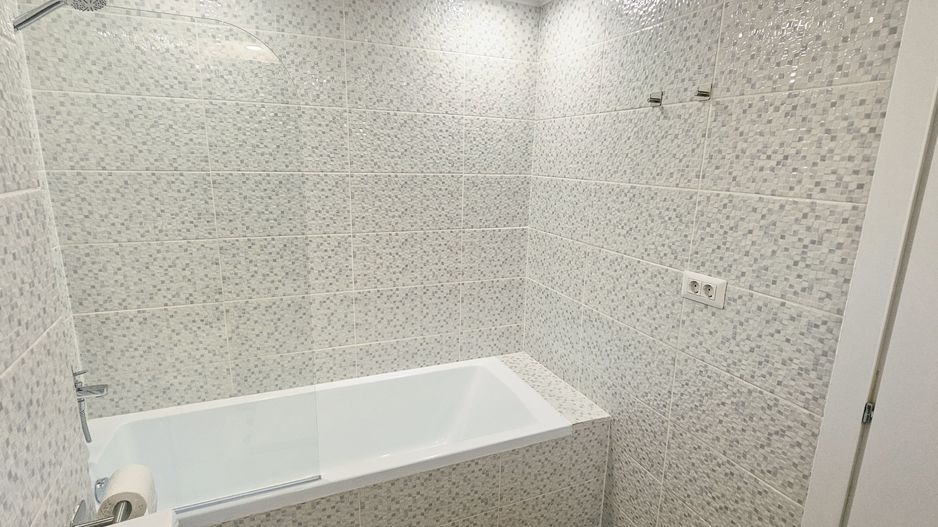 Sea View Olimp, Apartament 3 camere mobilat, vedere la mare - Poză 9