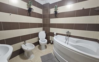 Apartament 3 camere decomandat, Cartier Vișoianu, Lunca Cetățuii - Poză 6