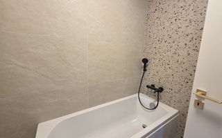 Casă tip townhouse cu grădină proprie în Tunari Park Villas - Poză 10