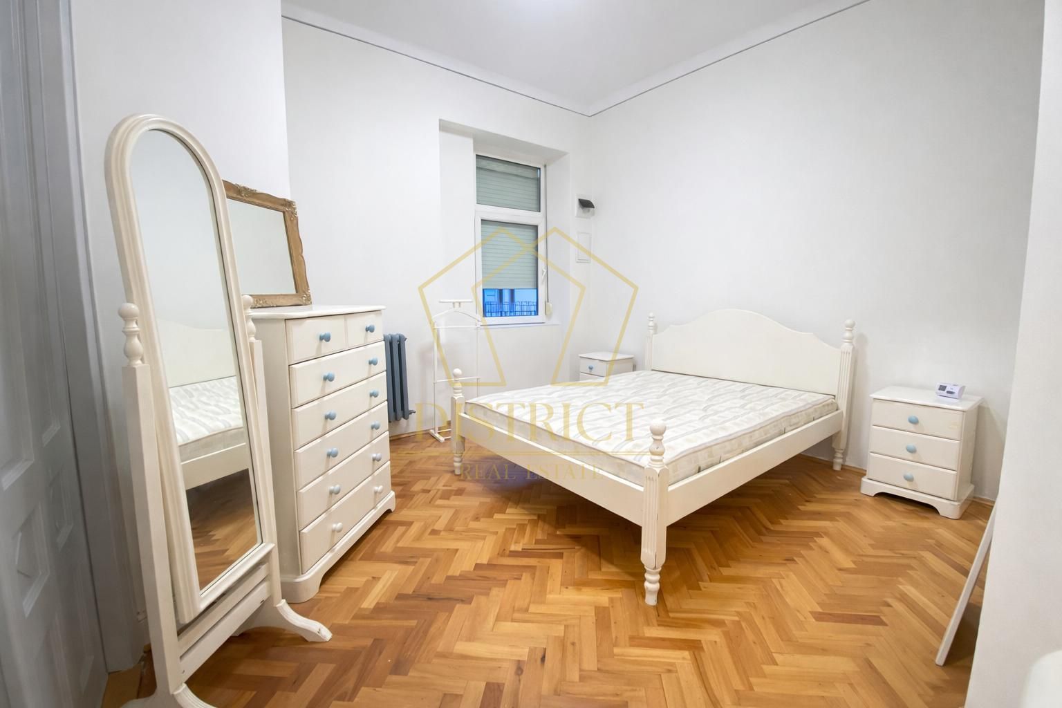 Apartament cu 2 camere | Centru - Poză 1