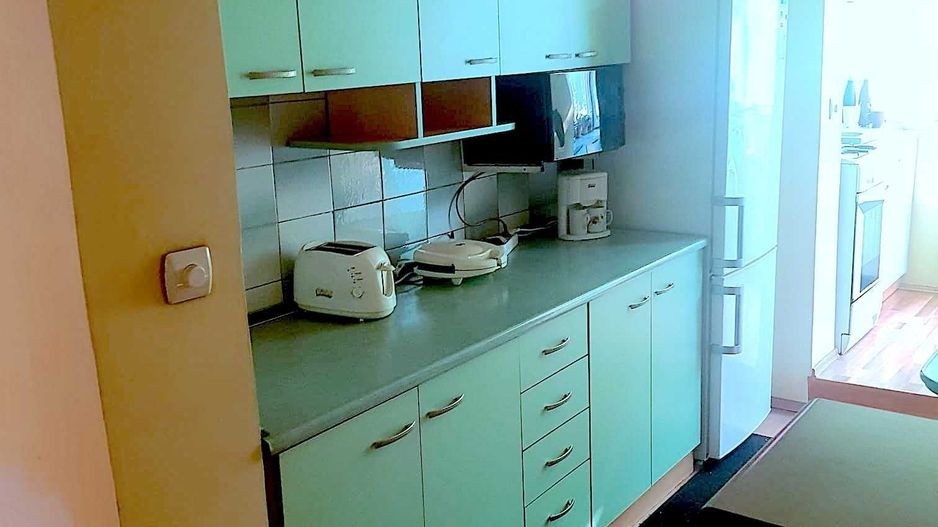 De vanzare apartament cu 3 camere , Aparatorii Patriei sector4 - Poză 4