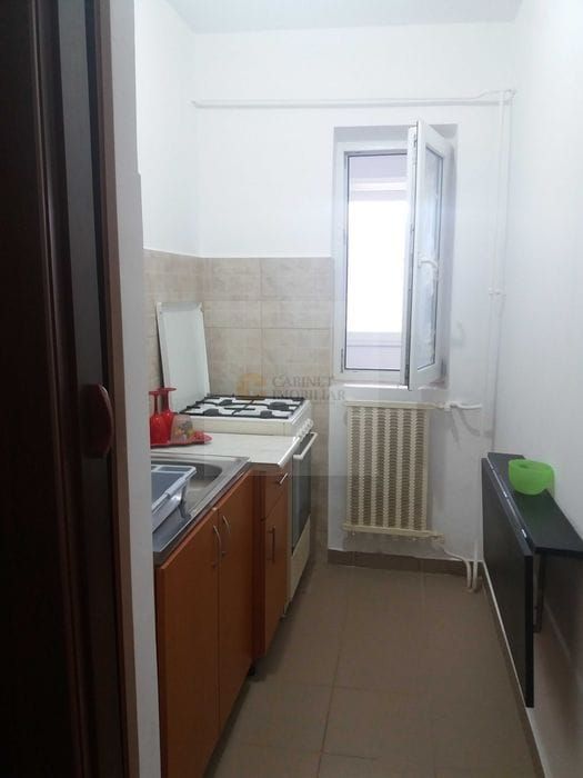 Garsoniera | 1984 | Metrou Crangasi la 3 minute - Poză 4