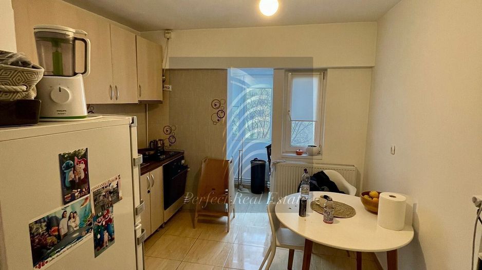 De vânzare apartament 2 camere decomandat – Zona Capitol - Poză 3