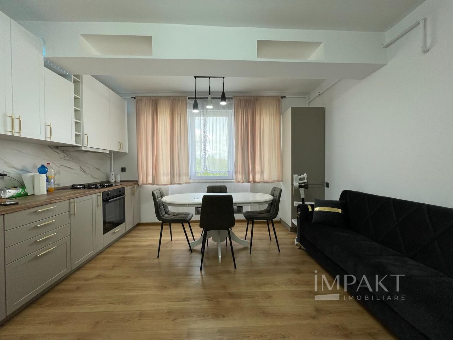 Apartament 3 camere | Parcare inclusă | Zona Mărăști - Poză 1