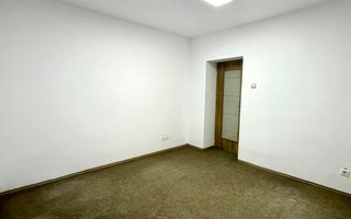 Spațiu de birou central - Poză 14