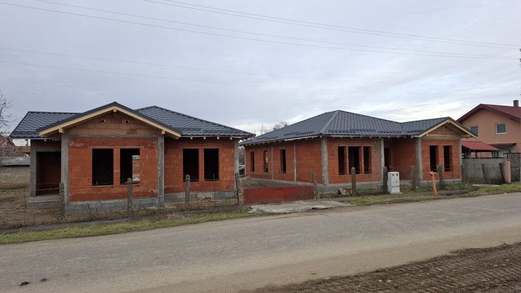 Vând casa noua în Odoreu - Poză 1