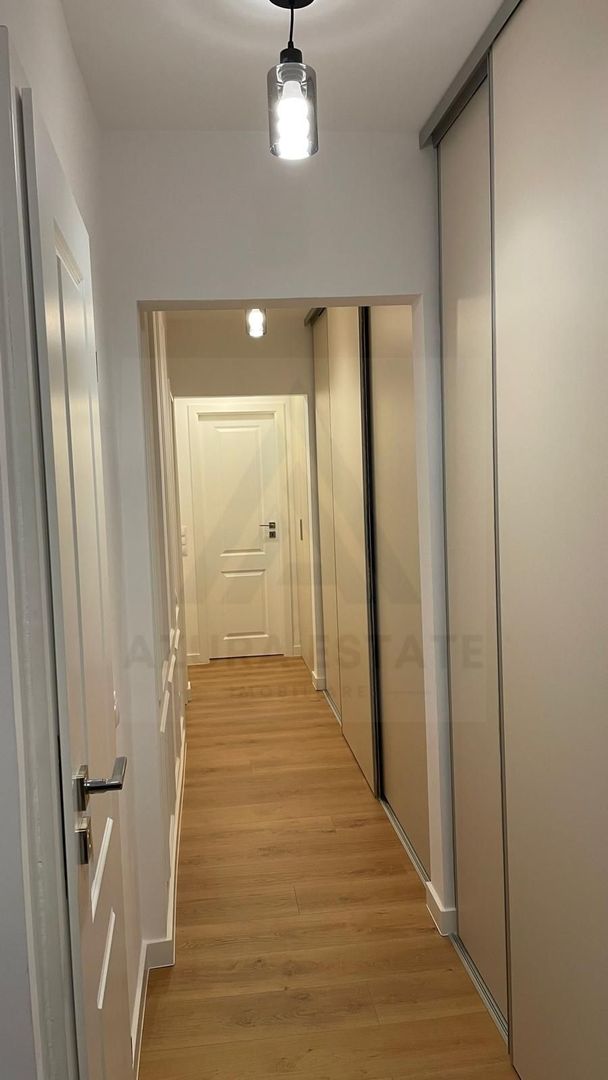 Apartament ultrafinisat 3 camere 2 bai 67 mp utili si boxa in Terezian - Poză 10