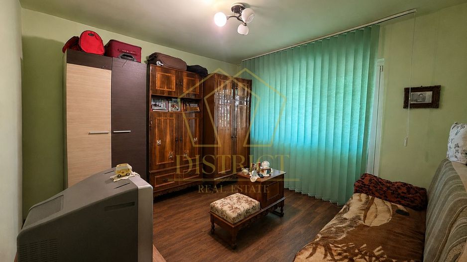 Apartament decomandat cu 3 camere | Aradului - Poză 6