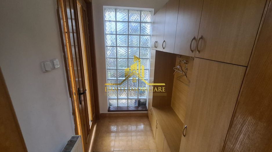Casa individuala, mobilat modern, zona Grigorescu, curte, parcare - Poză 11