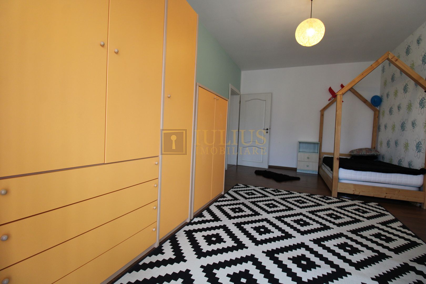 Duplex in stil scandinav, mobila de calitate, gradina si garaj. - Poză 28