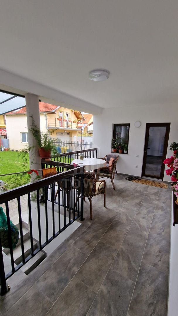 Casa individuala 10 camere Calea Poplacii - Poză 1