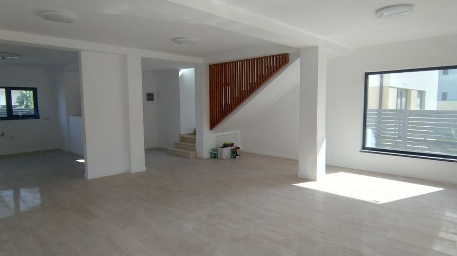 Vila Moderna Tunari, zona Buna, curte 300m - Poză 8