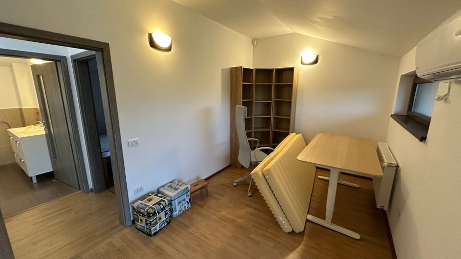 Casă / Vilă cu 4 camere de închiriat în zona Aradului - Poză 28