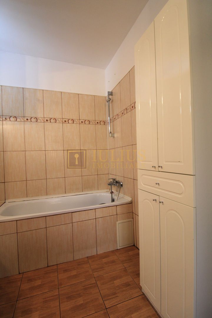 Zona Traian, 3 camere, centrala proprie - Poză 10