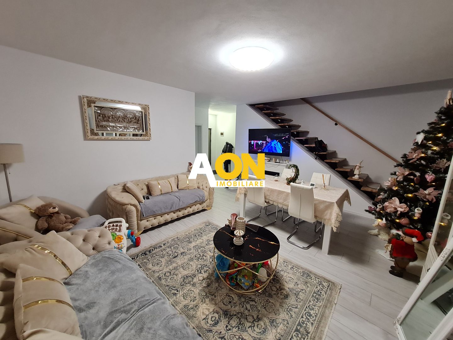 Apartament 3 Camere, 90 mp, Decomandat Cu Scara Interioara, Zona Arex - Poză 1