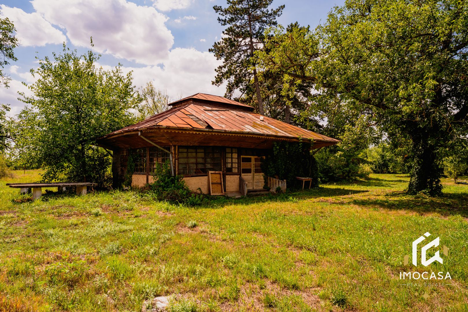 Vila Conac boieresc contelui Fabia 1920 de vânzare Păuliș Arad 2,4 ha - Poză 8