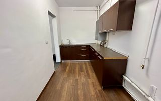 Spatiu de birouri Piata 700 - Poză 11