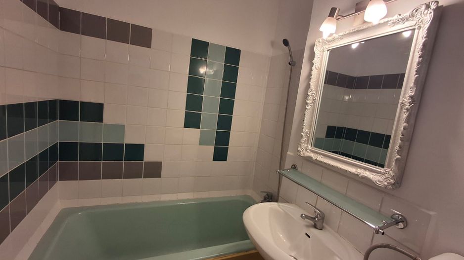 AP. 2 CAMERE 1 MAI, RENOVAT, BLOC REABILITAT, METROU 5 MINUTE - Poză 7