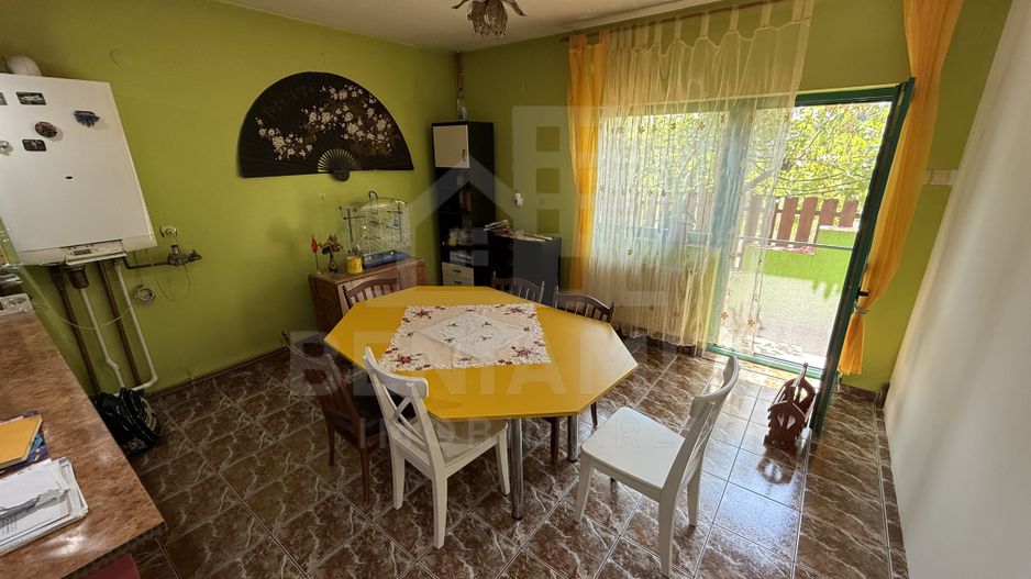 Casa Spatioasa D+P+1+M – 615mp - Teren 1000mp - Rovine - Poză 11