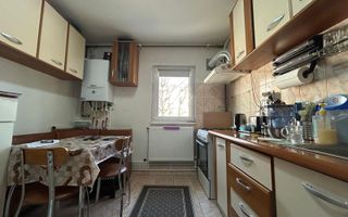 Apartament 4 camere decomandat | Etajul 2| 2 bai | Poarta 6 - Poză 9