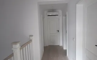 Duplex frumos cu arhitectura mediteraneana - Poză 14
