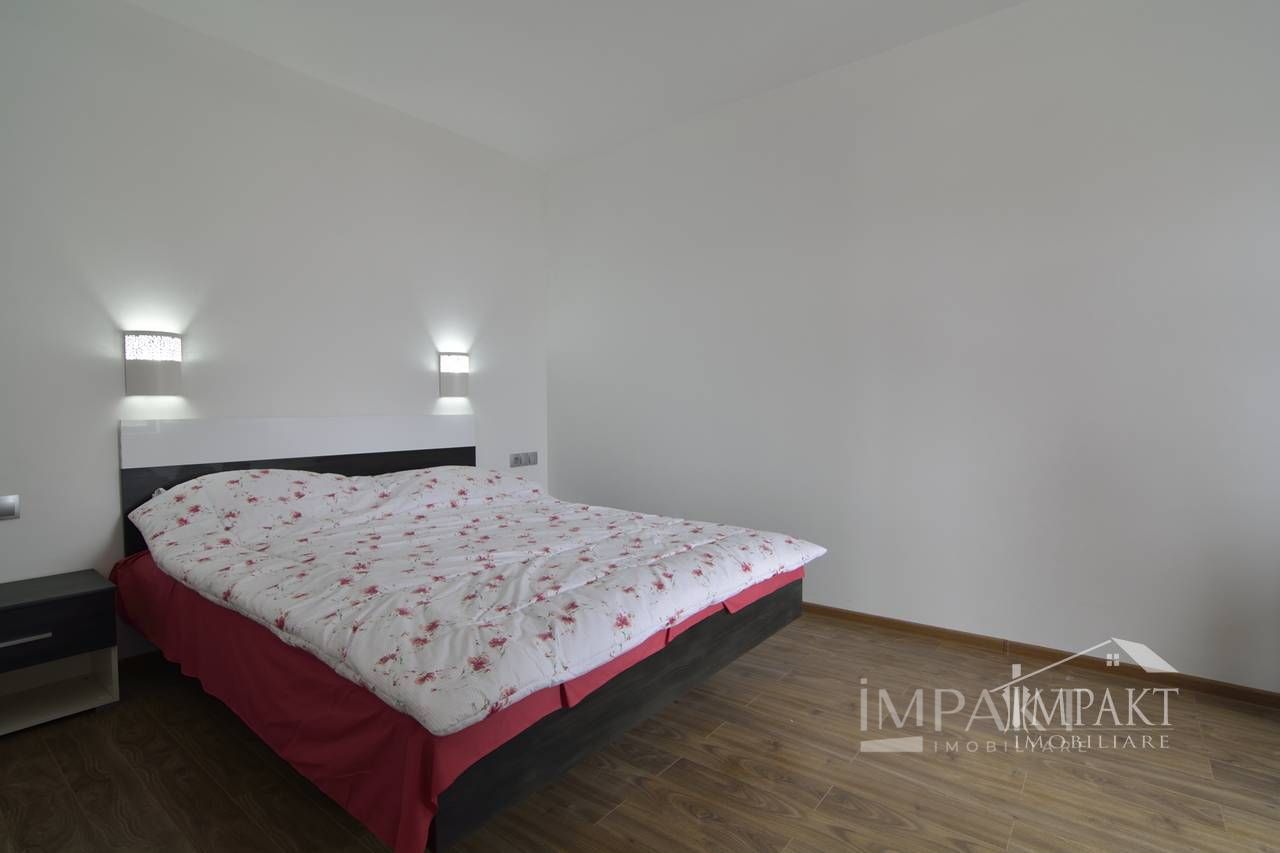 Casa cuplata cu 6 camere si curte in cartierul Intre lacuri. - Poză 14