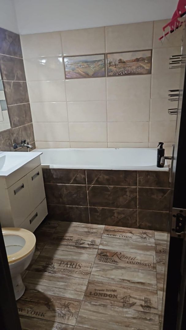 Apartament cu 3 camere, decomandate, etaj 4, zona FILATURII; - Poză 3