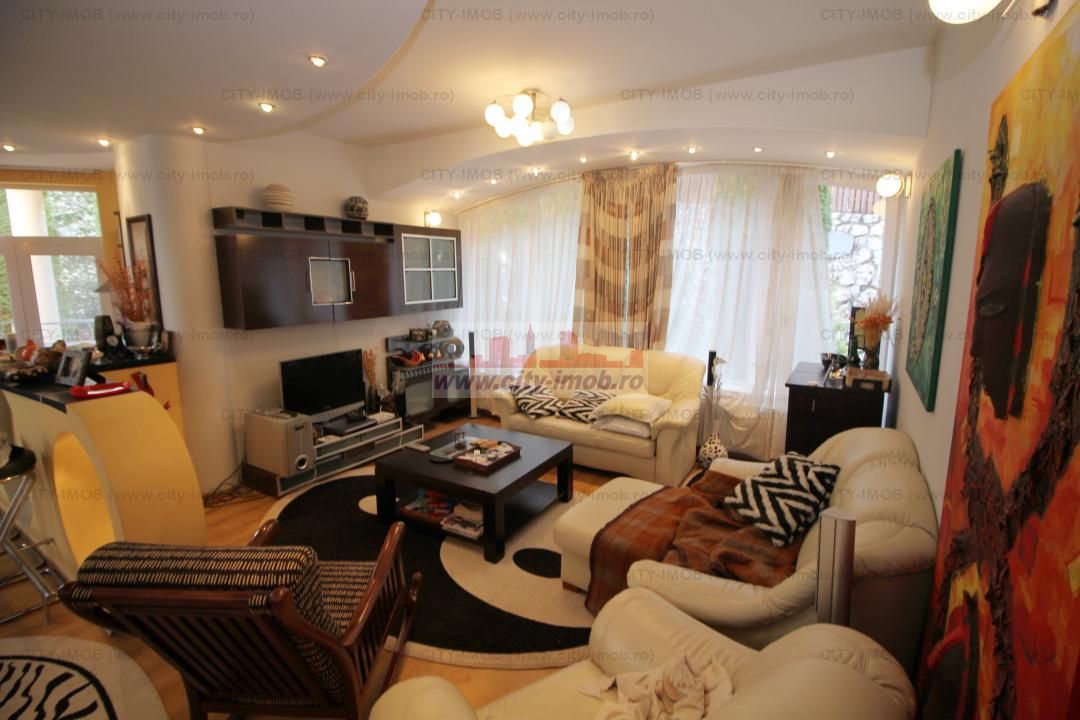 Vanzare Vila SINAIA - Poză 4