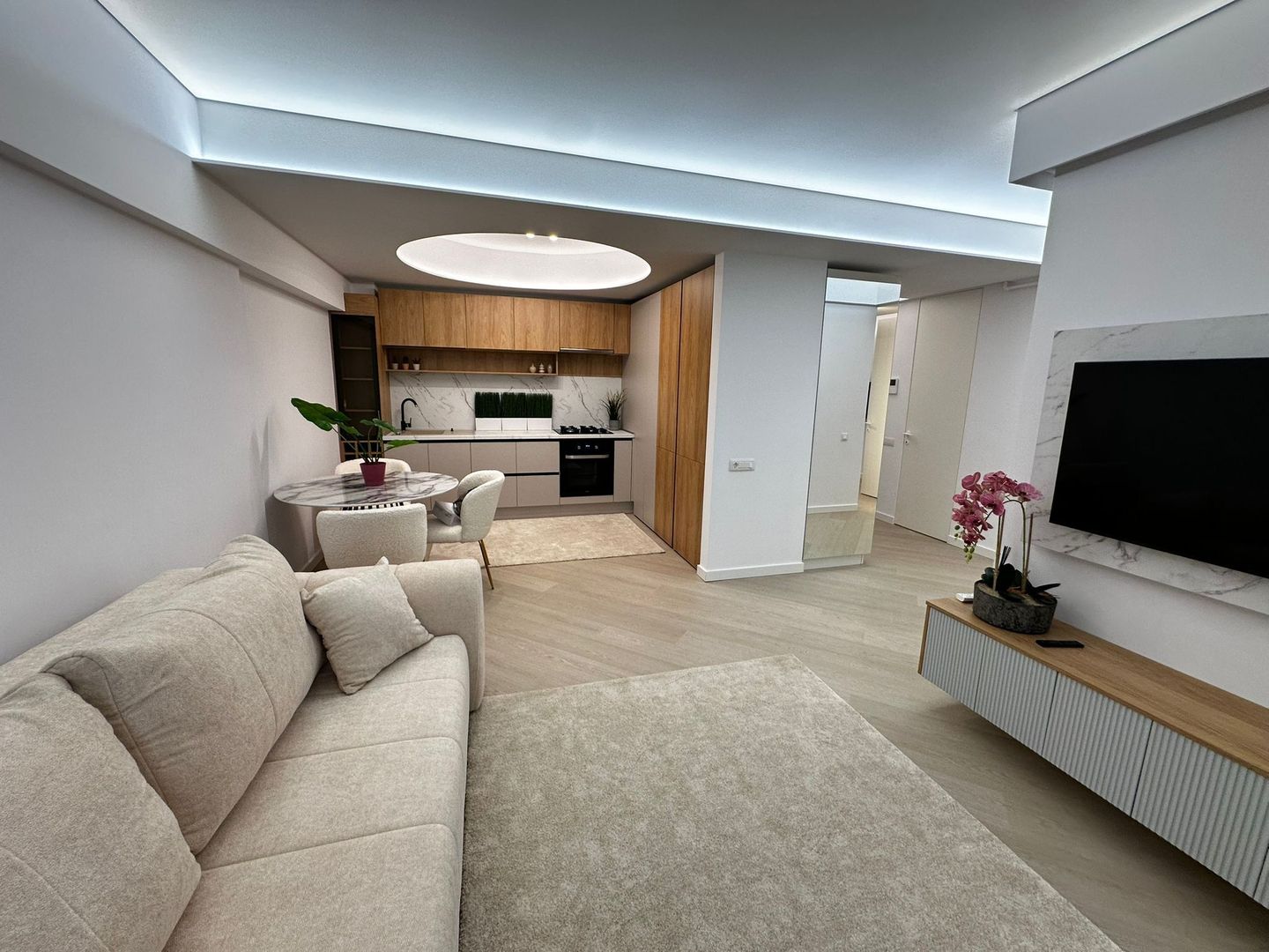 PRIMA INCHIRIERE 3 CAMERE CORTINA NORTH - Poză 7