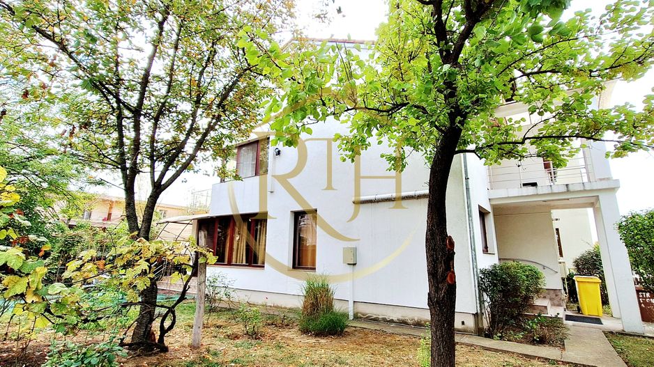 Oferim spre inchiriere, casa deosebi cu 4 camere,2 garaje,zona Soarelui-Braytim - Poză 1