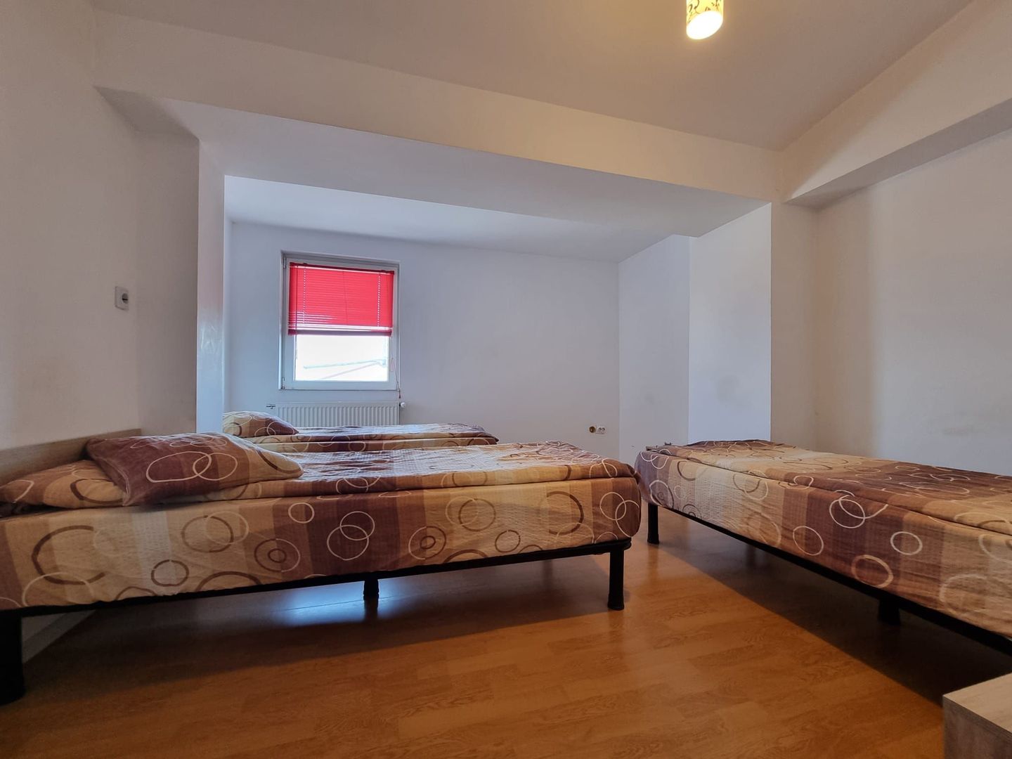 Închiriere clădire – zonă centrală Constanța, aproape de mare - Poză 6