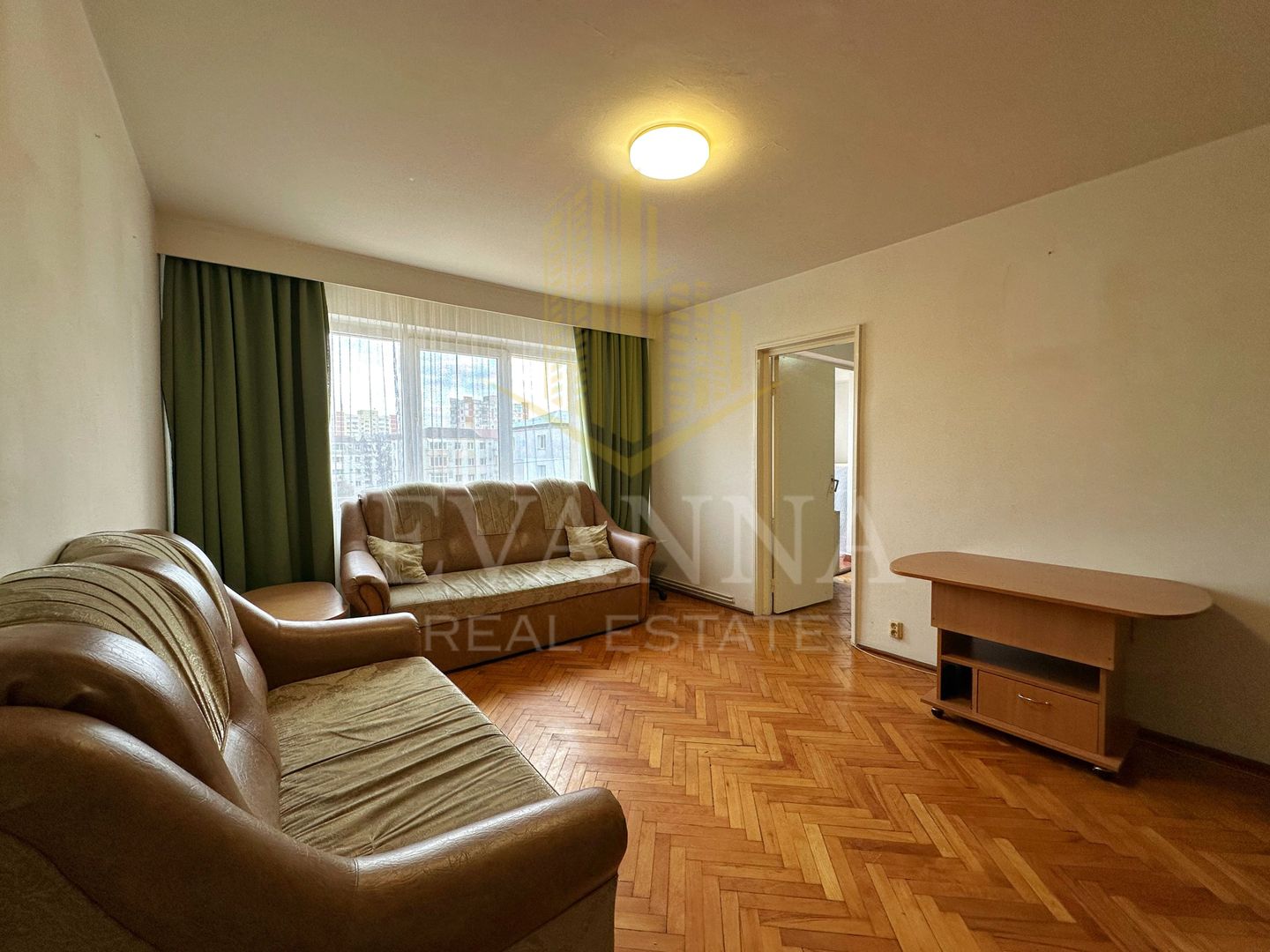 Apartament 2 camere Cuza Voda - Poză 1