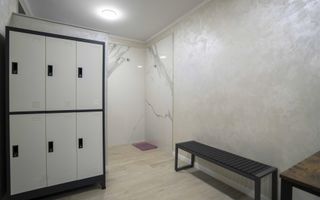 Baza de tenis si constructie moderna - Poză 24