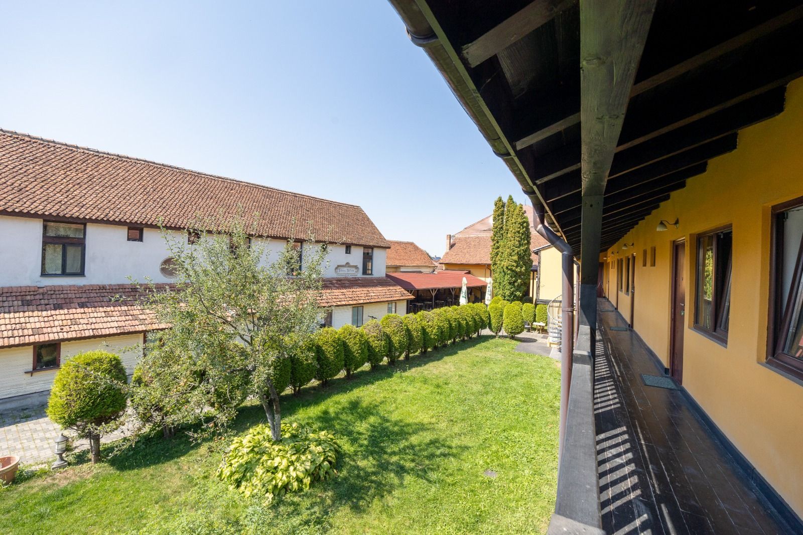 Proprietate turistică în centrul Cristianului 760 mp, teren 1.700 mp - Poză 1