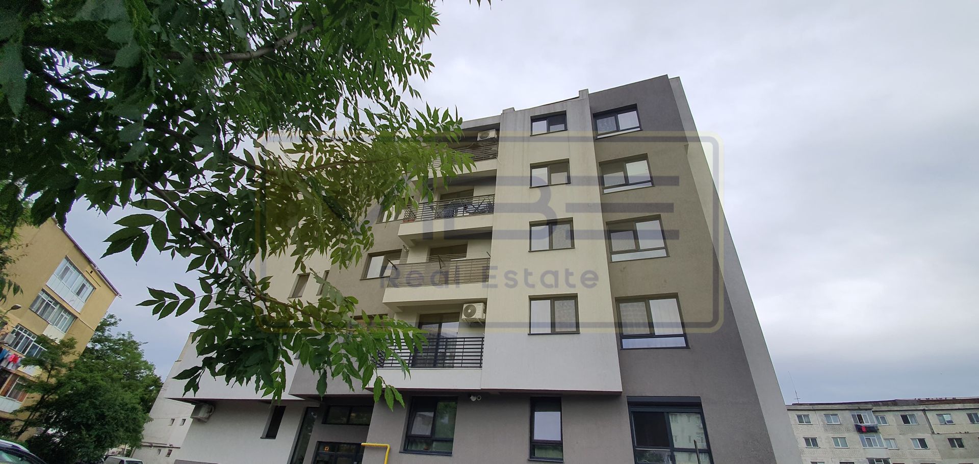 Garsoniera moderna imobil nou Baza 3 - 15 min Centru - Poză 24