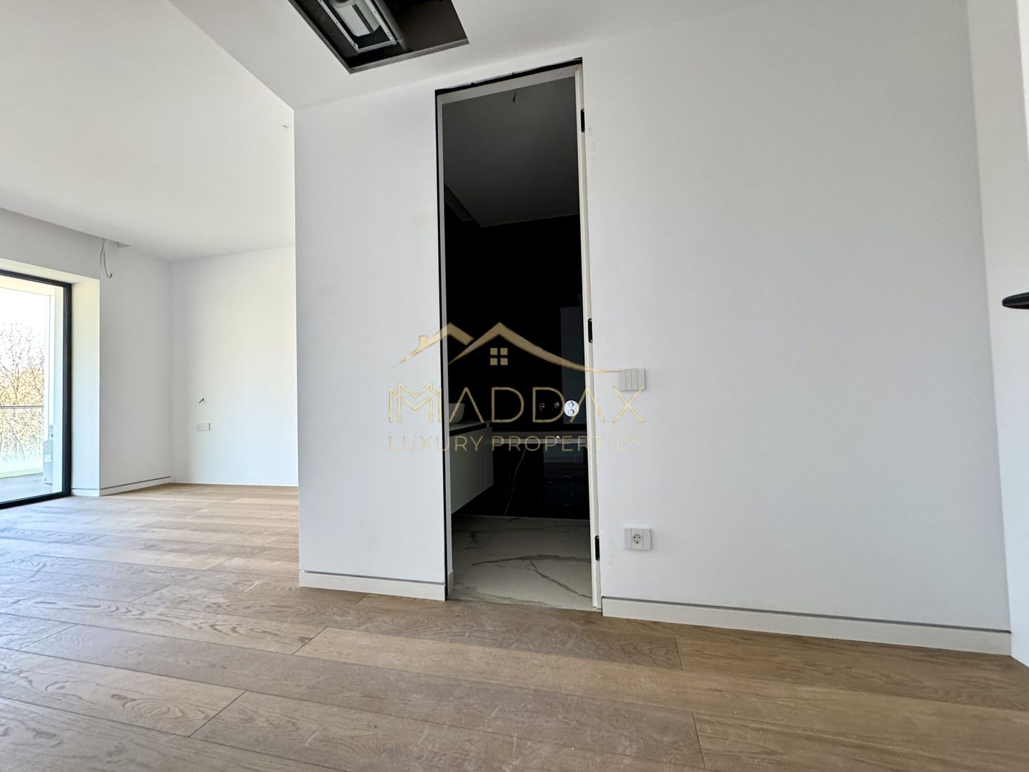 Apartament cu 4 camere *183mp* - Prima Inchiriere // Stejarii - Baneasa - Poză 19